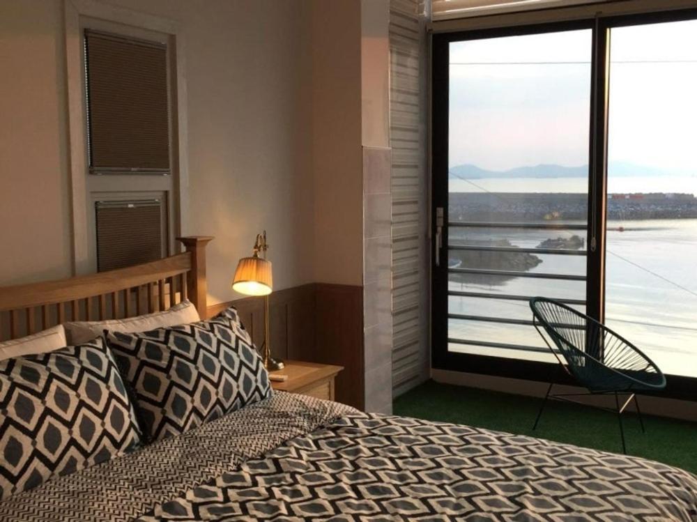 Namhae Ocean Lounge Pension Chambre photo